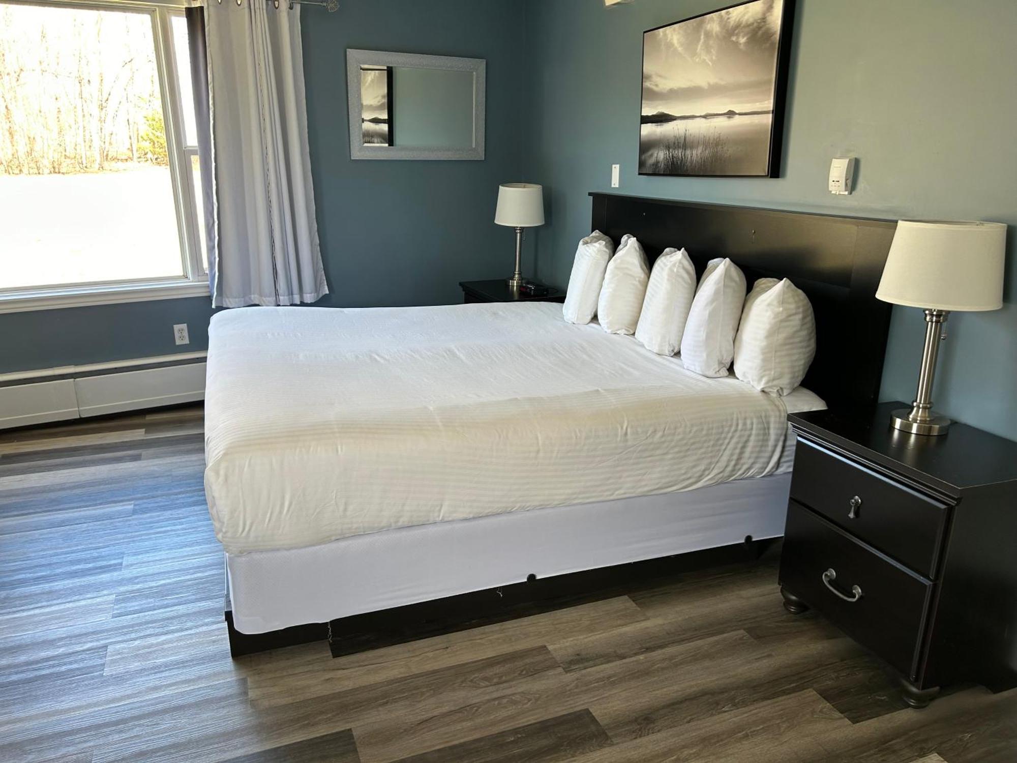 Middleton Motel & Suites Εξωτερικό φωτογραφία