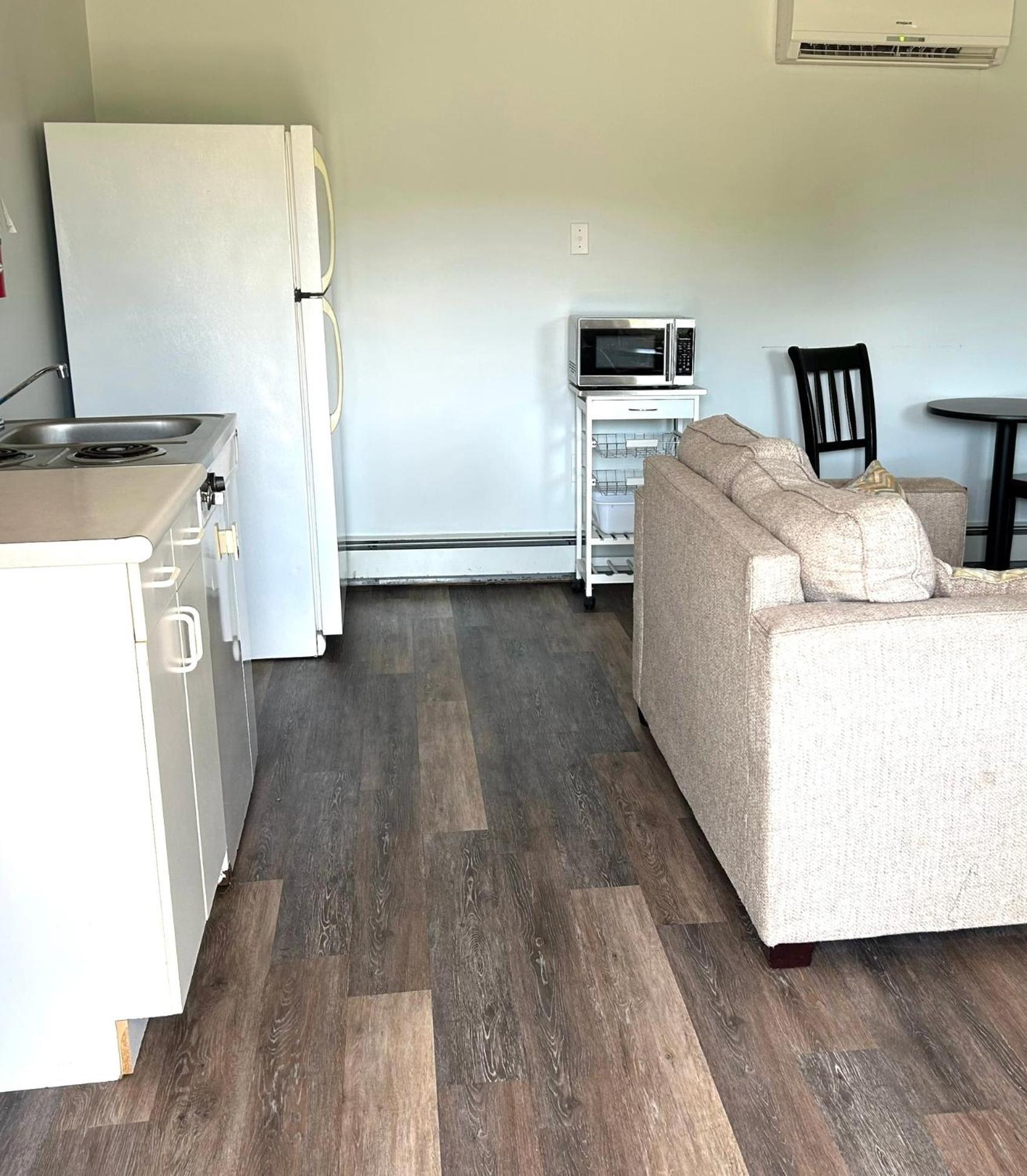 Middleton Motel & Suites Εξωτερικό φωτογραφία