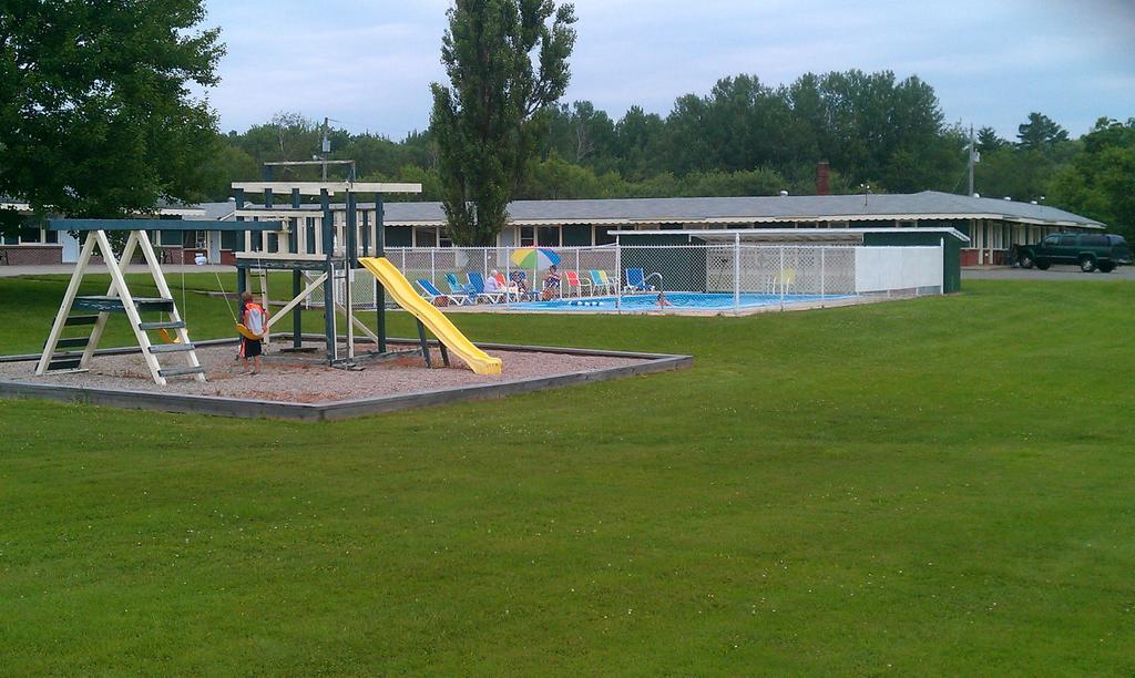 Middleton Motel & Suites Εξωτερικό φωτογραφία